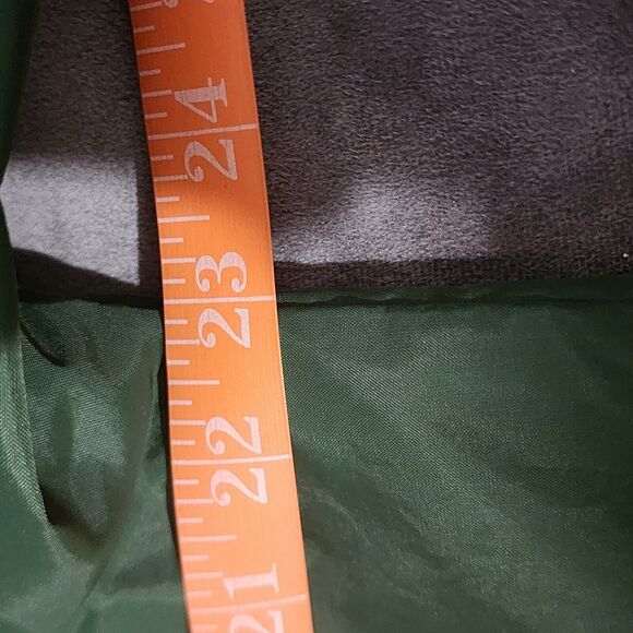 VTG Soffe Athletic Medium Coach Jacket Made USA Bulls Gym Surfing Windbreaker - Picture 7 of 11